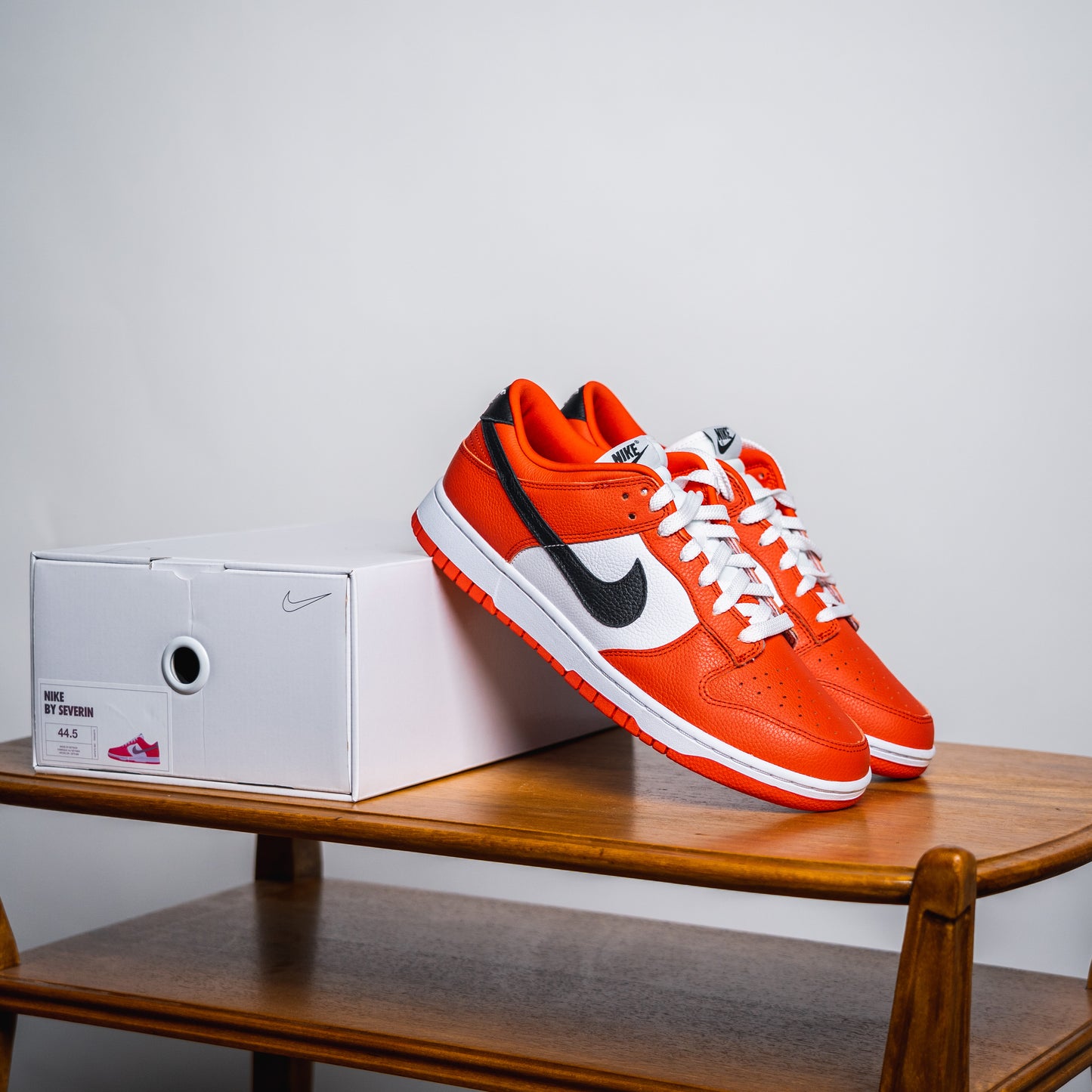 Nike Dunk Low "Chicago"