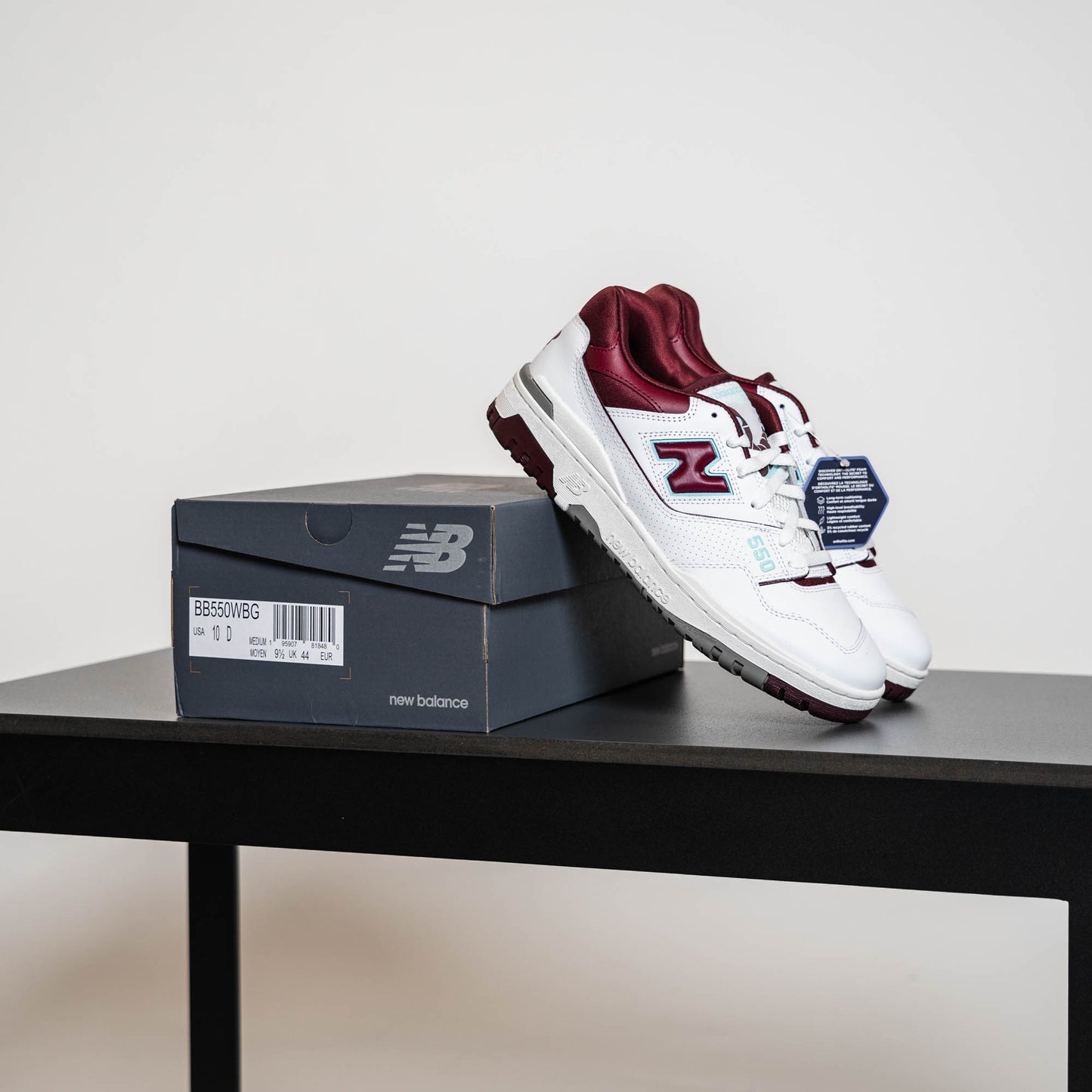 New Balance "Burgundy Cyan" // Grösse EU 41,5, EU 42, EU 43, EU 44 & EU 45 // Sneaker