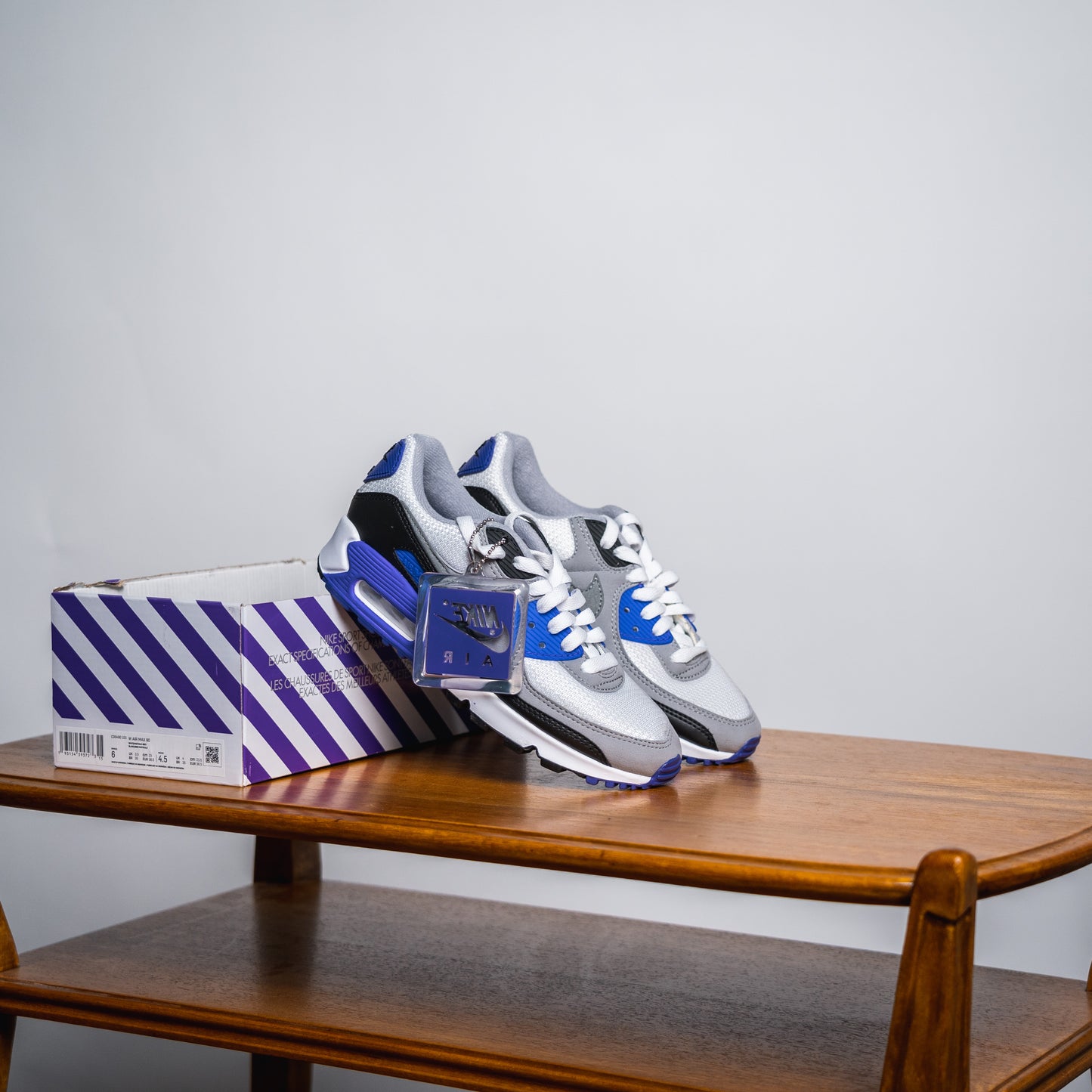 Nike WMNS Air Max 90 "Hyper Grape" // Grösse EU 36.5 // Sneaker