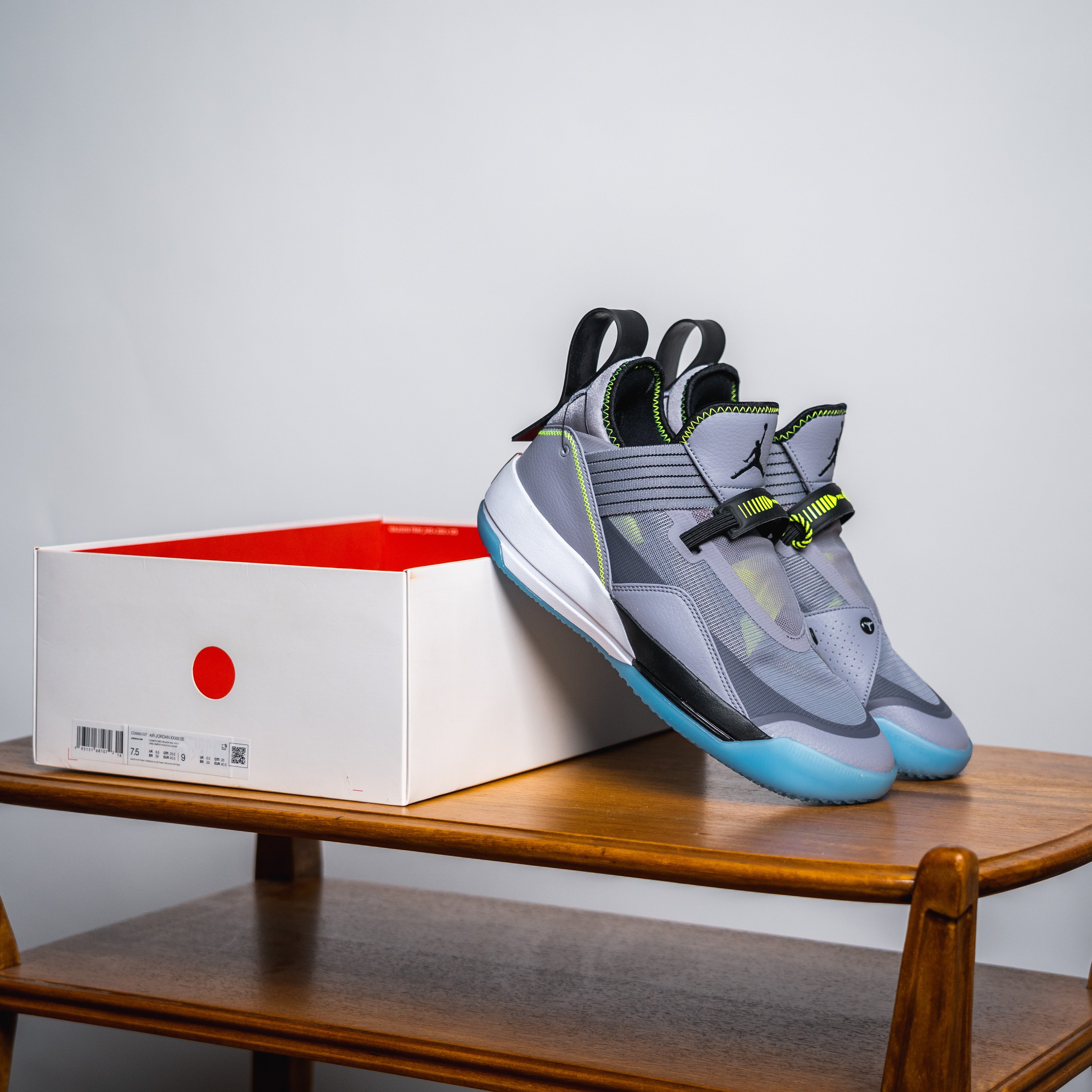 Jordan 33 grey sale