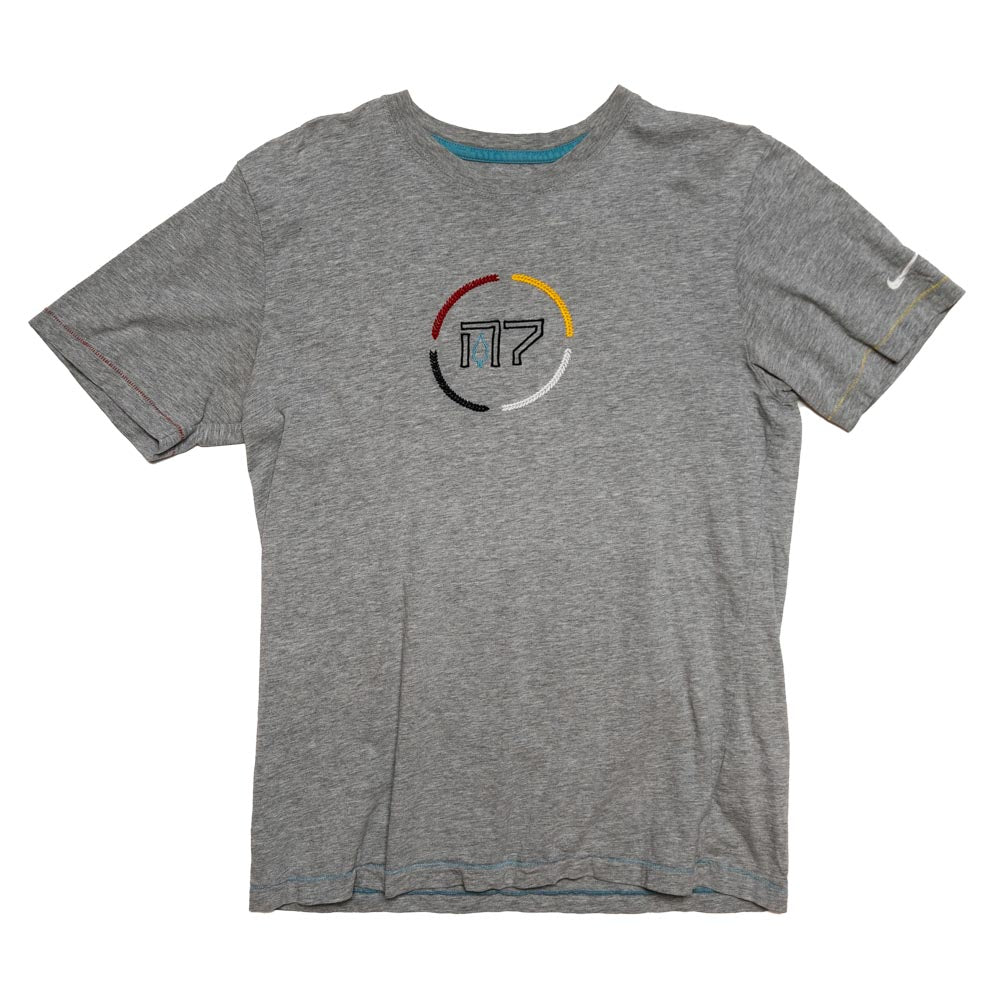 Nike 00's Circle Tee
