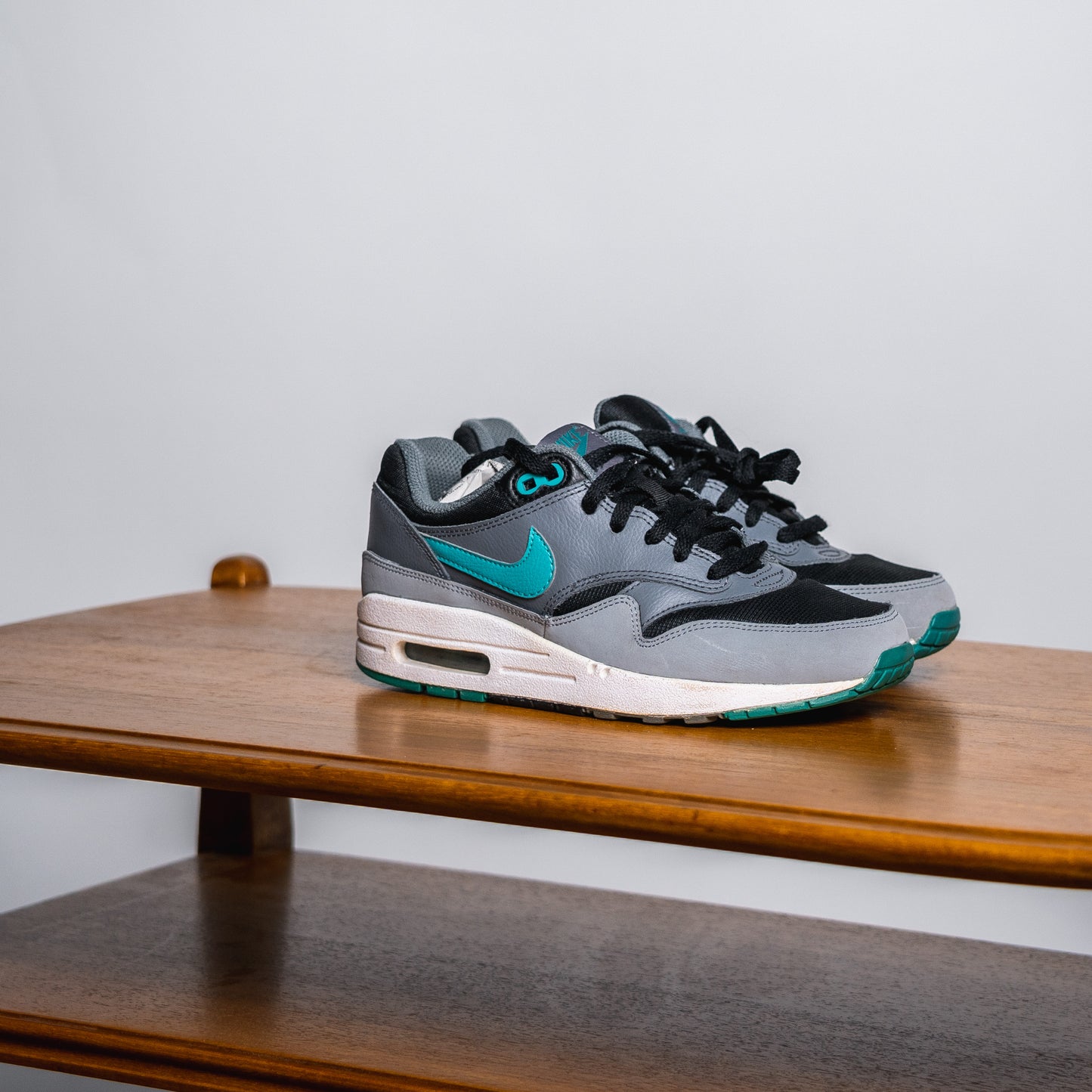 Nike Air Max 1 WMNS "Grey/Black" // Grösse EU 36.5 // Sneaker