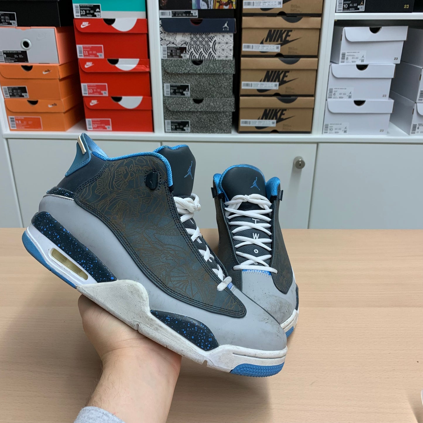 Jordan Dub Zero "Wolf Grey & University Blue" // Grösse EU 44 // Sneaker
