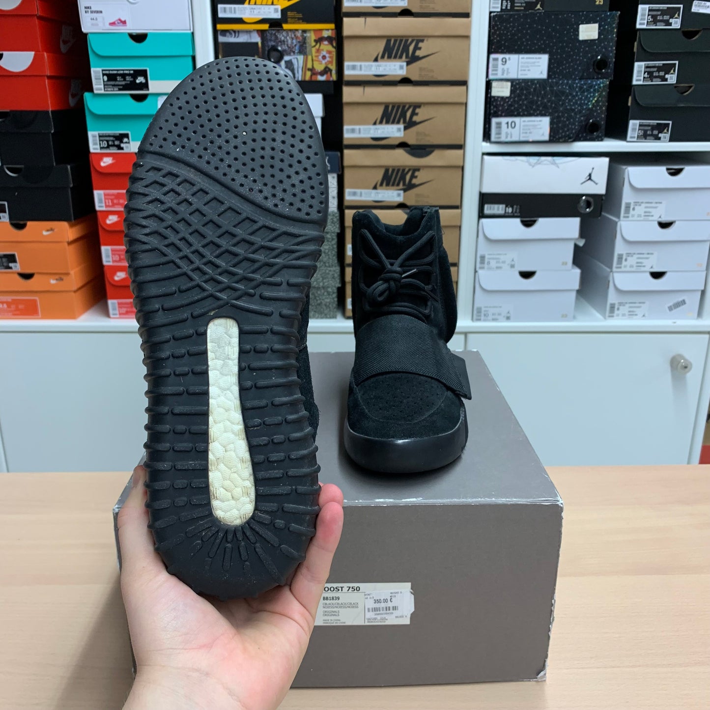 adidas Yeezy Boost 750 "Tripple Black"